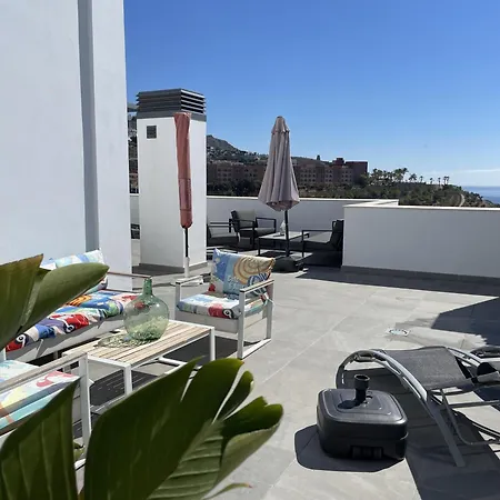 Sunny Penthouse Beach Apartment With Panoramic Views Almuñécar Buitenkant foto