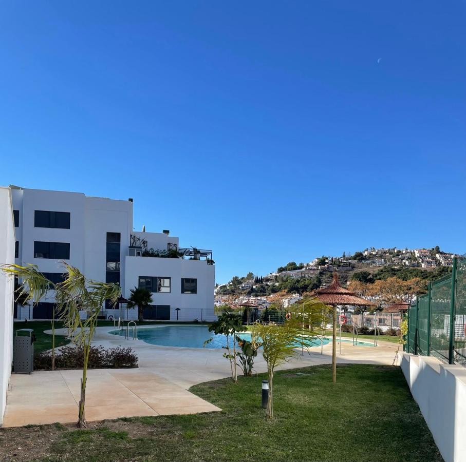 Sunny Penthouse With Panoramic Views Apartment *