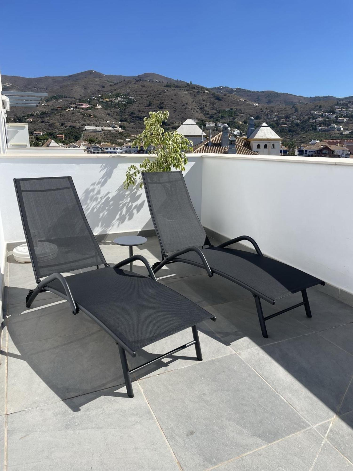 Sunny Penthouse With Panoramic Views * Almunecar