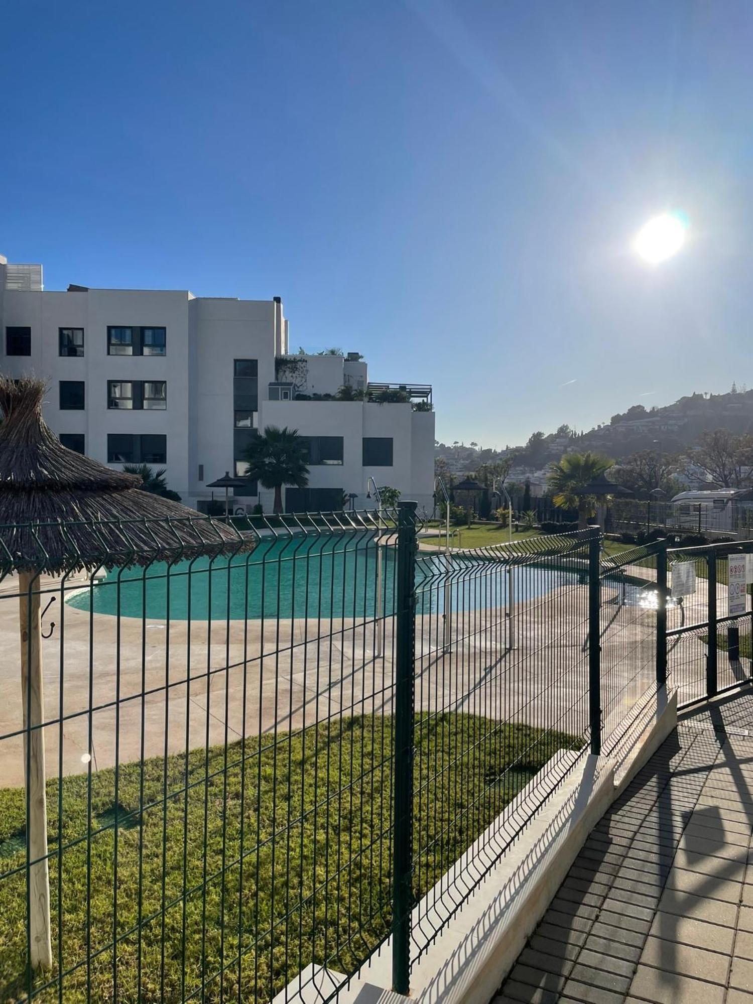 Sunny Penthouse With Panoramic Views Apartment *